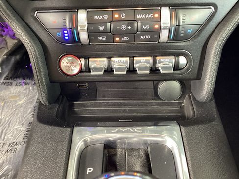 Used 2020 Ford Mustang Premium RWD image 22