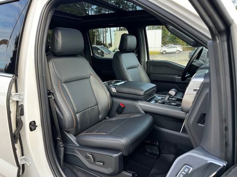 New 2025 Ford F150 Lariat w/ Equipment Group 502A High image 19