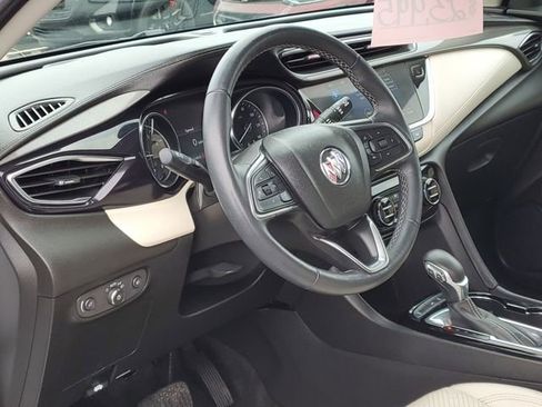 Used 2021 Buick Encore GX Essence image 8