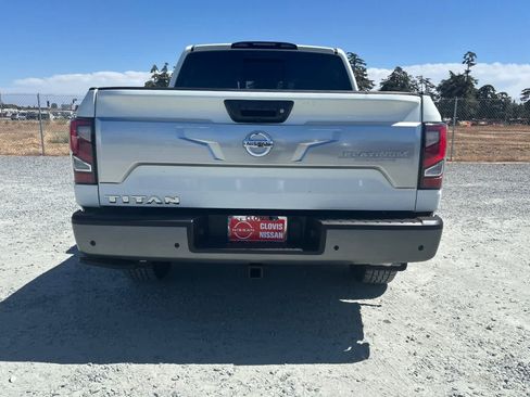 Used 2021 Nissan Titan Platinum Reserve w/ Moonroof Package RWD image 8