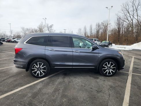 Used 2022 Honda Pilot Touring image 7