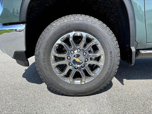 New 2026 Chevrolet Silverado 2500 LTZ w/ LTZ Premium Package image 7