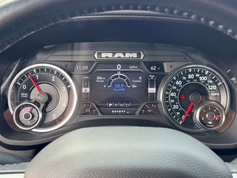 Used 2022 RAM 3500 Laramie image 10