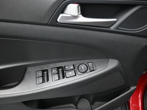 Used 2021 Hyundai Tucson SE FWD image 10