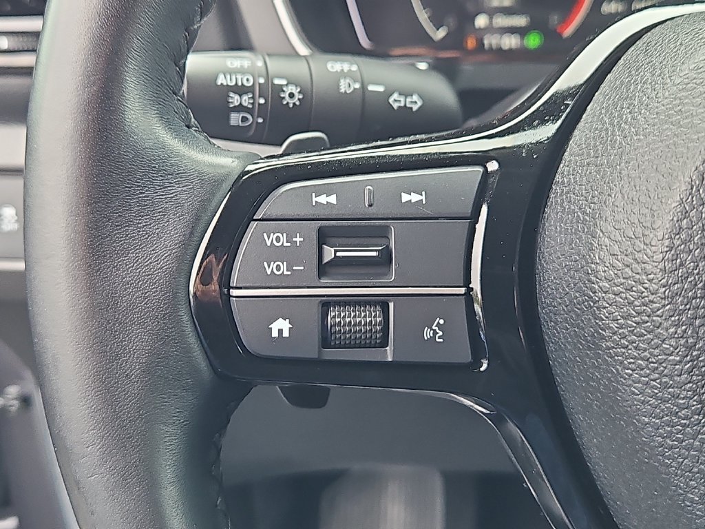 Certified 2025 Honda Pilot EX-L image 24