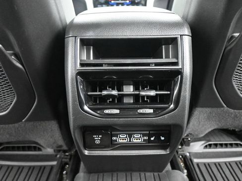 Used 2023 Jeep Grand Cherokee 30th Anniversary AWD/4WD image 21