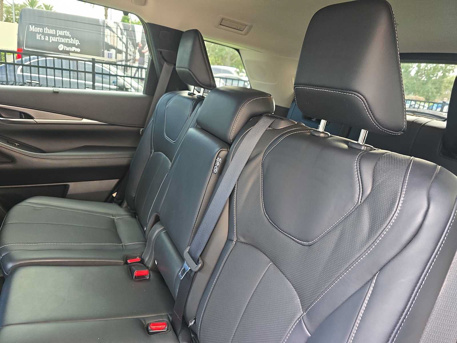 Used 2023 INFINITI QX60 Luxe w/ Cargo Package AWD/4WD image 15