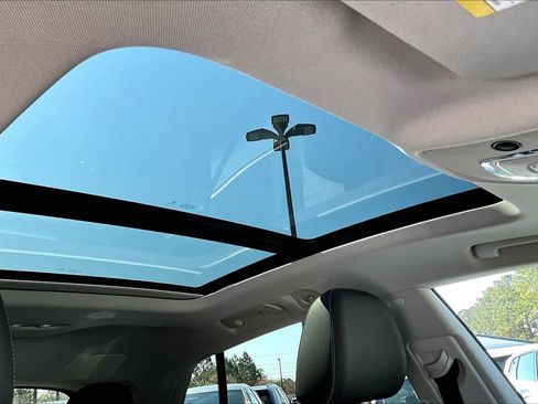 Used 2019 Audi Q8 Premium Plus image 13