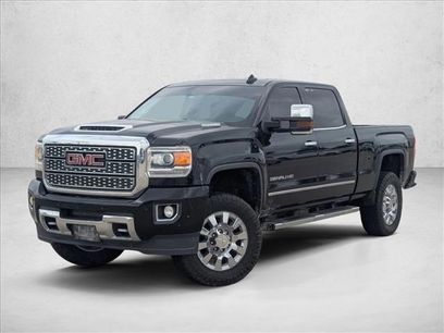 Used 2018 GMC Sierra 2500 Denali w/ Duramax Plus Package