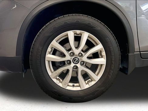 Used 2019 Nissan Rogue SV AWD/4WD image 34