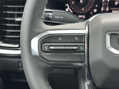 New 2025 GMC Canyon Elevation w/ Convenience Package image 8