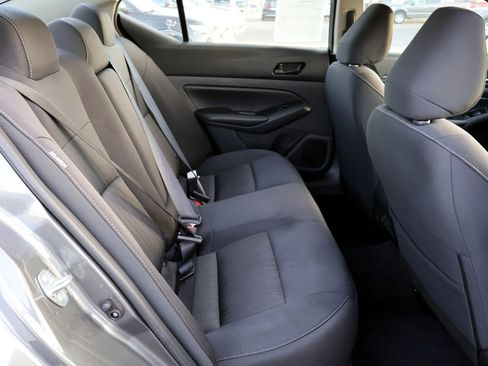 Used 2025 Nissan Altima 2.5 SV FWD image 19