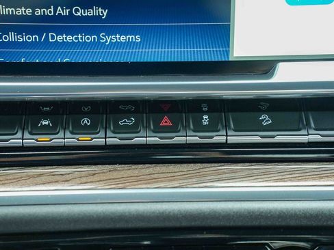 Used 2024 Chevrolet Silverado 1500 RST w/ Z71 Off-Road Package AWD/4WD image 34