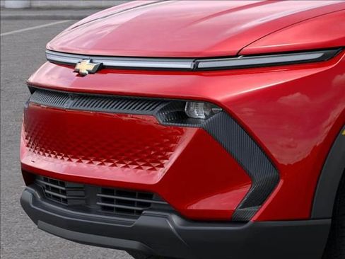 New 2026 Chevrolet Equinox EV LT image 13