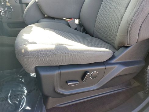 Used 2018 Ford F150 XLT w/ Equipment Group 302A Luxury image 20