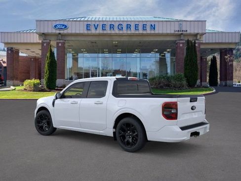 New 2025 Ford Maverick Lobo image 4