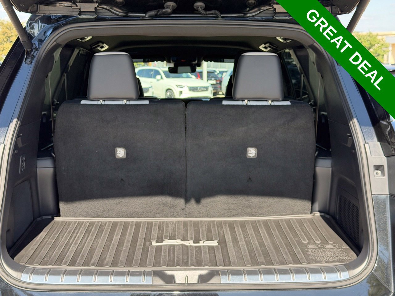Used 2026 Lexus TX 500h AWD w/ Technology Package image 47