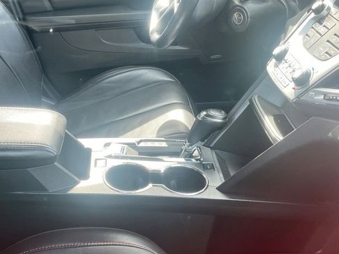 Used 2017 GMC Terrain SLT image 6