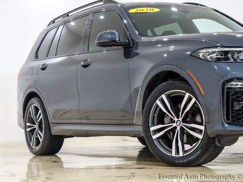 Used 2020 BMW X7 xDrive40i w/ M Sport Package AWD/4WD image 4