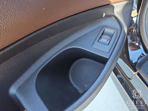 Used 2021 BMW 430i Coupe w/ Premium Package image 11