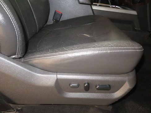 Used 2012 Ford F350 Lariat w/ Chrome Pkg image 34