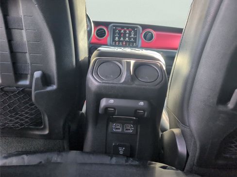 Used 2020 Jeep Gladiator Rubicon image 29