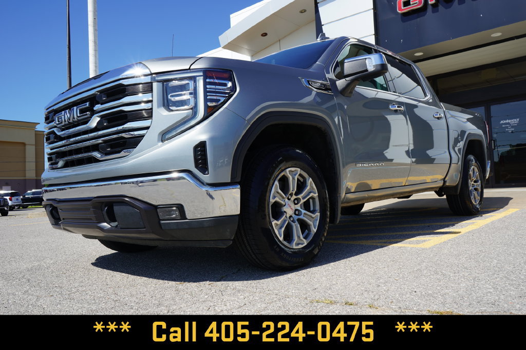 Used 2025 GMC Sierra 1500 SLT AWD/4WD image 4