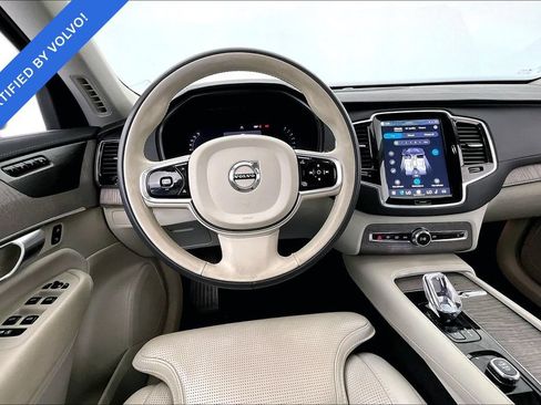 Certified 2023 Volvo XC90 B6 Ultimate AWD/4WD image 6