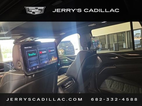 Used 2023 Cadillac Escalade V AWD/4WD image 17