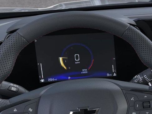 New 2026 Chevrolet Trax RS w/ Sunroof Package image 41