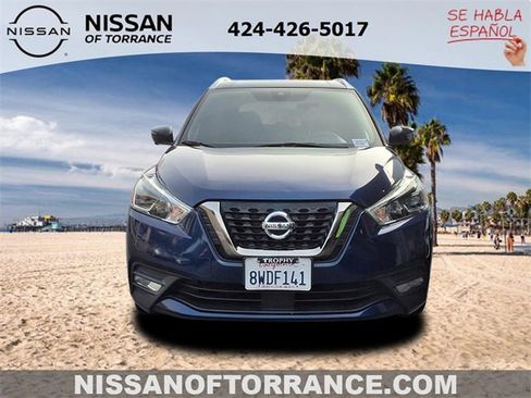 Certified 2020 Nissan Kicks SR image 2