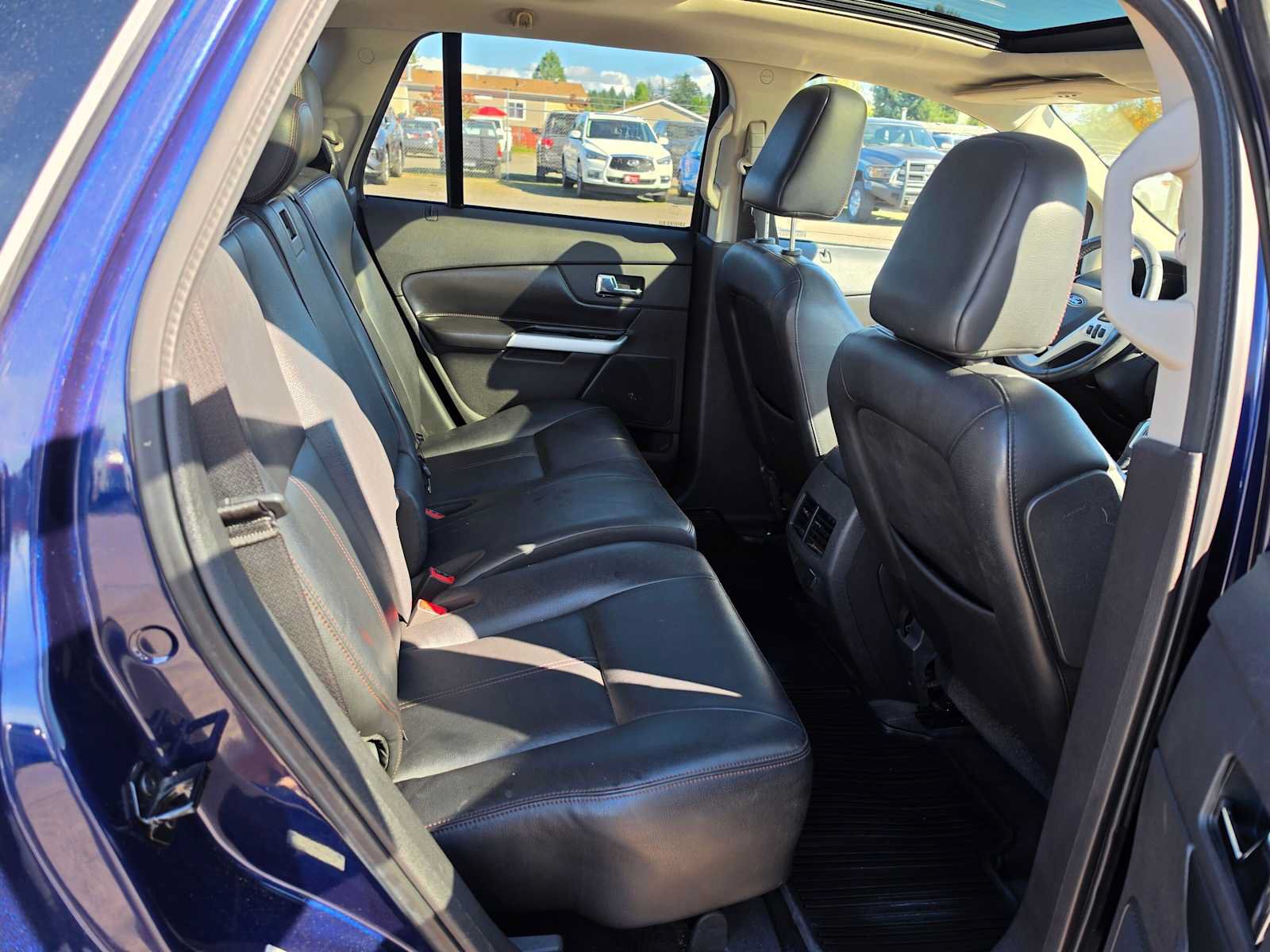 Used 2011 Ford Edge Limited w/ 302A Rapid Spec Order Code FWD image 15
