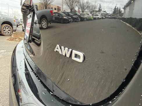 Certified 2022 Nissan Rogue Sport S image 9