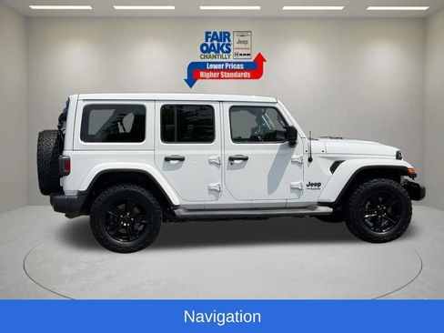 Used 2021 Jeep Wrangler Unlimited Sahara AWD/4WD image 7