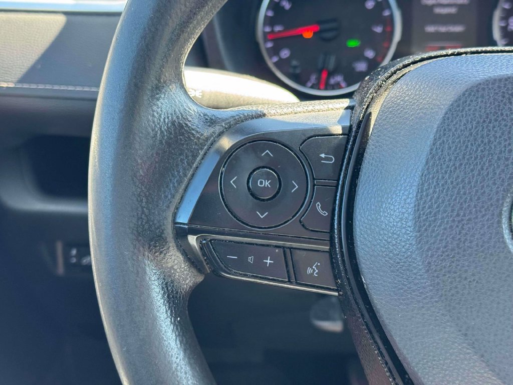 Used 2019 Toyota RAV4 LE w/ All Weather Liner Package AWD/4WD image 24