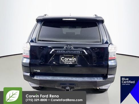 Used 2023 Toyota 4Runner SR5 AWD/4WD image 9