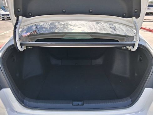 Used 2025 Honda Accord Touring image 6