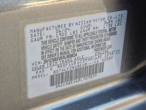 Used 2024 Nissan Versa SV FWD image 23