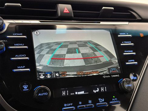 Used 2020 Toyota Camry XSE image 23