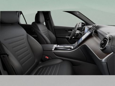 Used 2026 Mercedes-Benz GLC 300 image 40