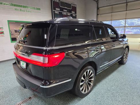 Used 2021 Lincoln Navigator Reserve w/ Luxury Package AWD/4WD image 6