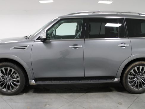 Used 2023 Nissan Armada Platinum w/ Captain's Chairs Package image 6