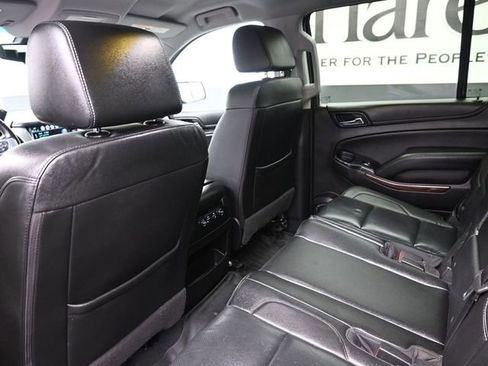 Used 2019 GMC Yukon XL SLT image 25