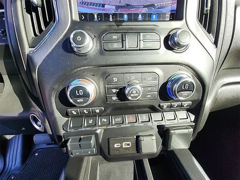 Used 2023 GMC Sierra 2500 Denali w/ Technology Package image 26