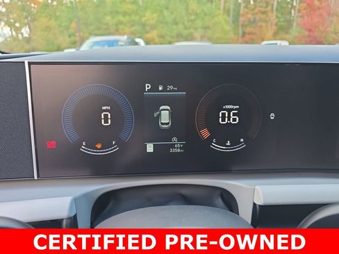 Used 2025 Hyundai Tucson SE image 18