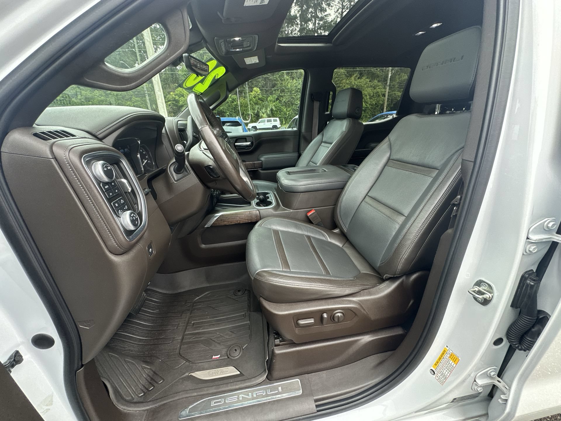 Used 2020 GMC Sierra 1500 Denali w/ Denali Ultimate Package AWD/4WD image 20