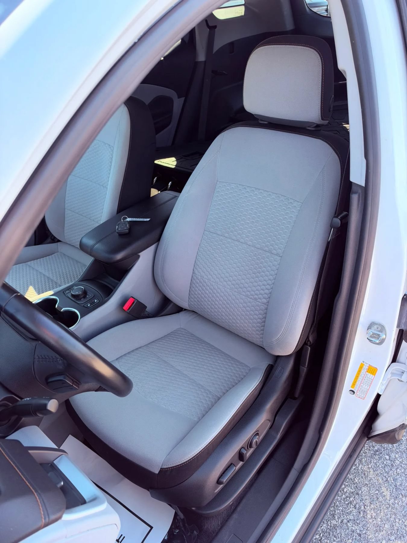 Used 2020 GMC Terrain SLE w/ Driver Convenience Package FWD image 6