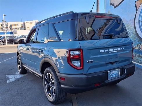 Certified 2021 Ford Bronco Sport Outer Banks image 3