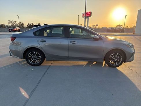 Used 2024 Kia Forte LXS image 10