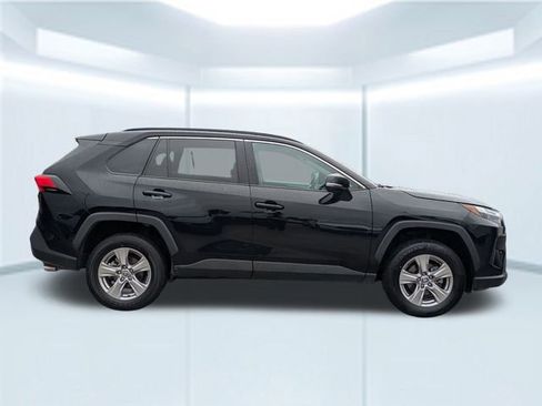 Used 2023 Toyota RAV4 XLE image 7